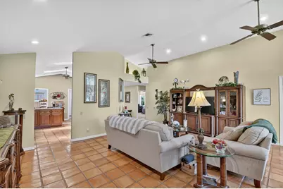 6097 Bay Isles Drive, Boynton Beach, FL 33437 - Photo 19