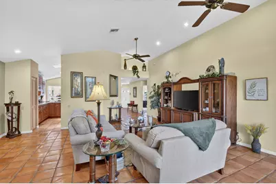 6097 Bay Isles Drive, Boynton Beach, FL 33437 - Photo 15