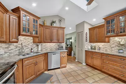 6097 Bay Isles Drive, Boynton Beach, FL 33437 - Photo 7