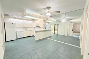 710 7th Ln, Palm Beach Gardens, FL 33418 - Photo 3