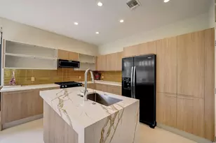 173 SE 1st Cir, Pompano Beach, FL 33060 - Photo 17