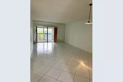 9370 SW 8th Street, Boca Raton, FL 33428 - Photo 3