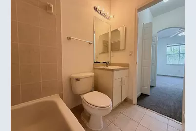 6550 Morgan Hill Trail #1904, West Palm Beach, FL 33411 - Photo 9