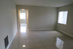 335 Pine Ridge Cir, Greenacres, FL 33463 - Photo 11