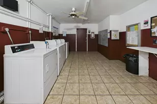 13155 SW 7th Ct, Pembroke Pines, FL 33027 - Photo 31