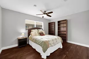 8412 NW 26th Dr, Coral Springs, FL 33065 - Photo 21