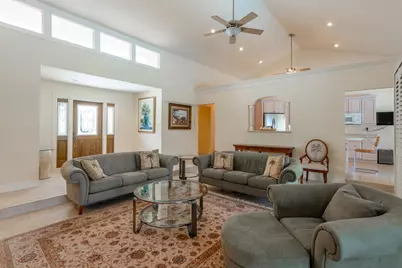 13 Balfour Road W, Palm Beach Gardens, FL 33418 - Photo 5