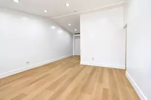 16202 NE 18th Ct, North Miami Beach, FL 33162 - Photo 5