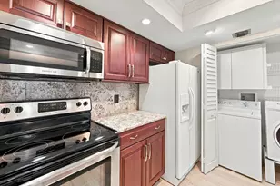 424 NW 70th Ave, Plantation, FL 33317 - Photo 13