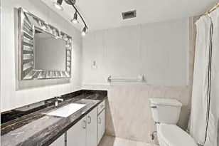 424 NW 70th Ave, Plantation, FL 33317 - Photo 27