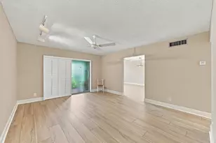 424 NW 70th Ave, Plantation, FL 33317 - Photo 3