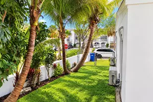 16204 NE 18th Ct, North Miami Beach, FL 33162 - Photo 13