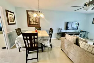 2650 Barkley Dr E, West Palm Beach, FL 33415 - Photo 7