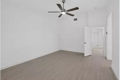 9189 Vineyard Lake Drive, Plantation, FL 33324 - Photo 13