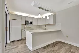 7118 71st Way, West Palm Beach, FL 33407 - Photo 3