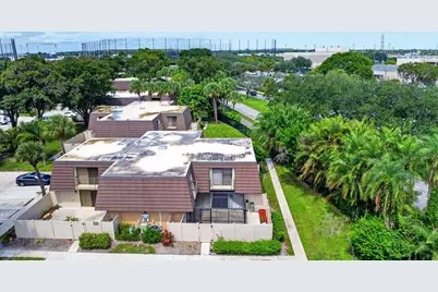 7118 71st Way, West Palm Beach, FL 33407 - Photo 31