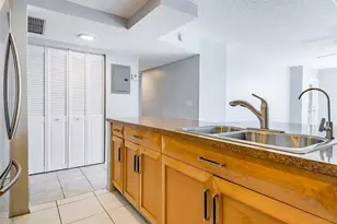 3900 N Hills Dr, Hollywood, FL 33021 - Photo 5
