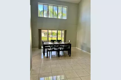 2239 Discovery Circle W, Deerfield Beach, FL 33442 - Photo 13