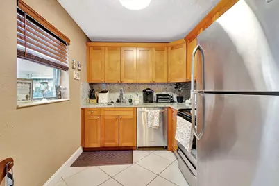 637 Monaco Court N, Delray Beach, FL 33446 - Photo 3