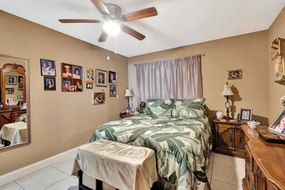 637 Monaco Court N, Delray Beach, FL 33446 - Photo 11