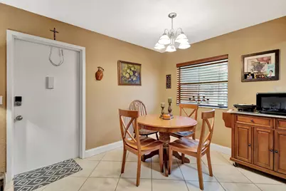 637 Monaco Court N, Delray Beach, FL 33446 - Photo 5