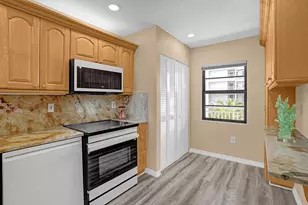 3100 NE 48th St, Fort Lauderdale, FL 33308 - Photo 11