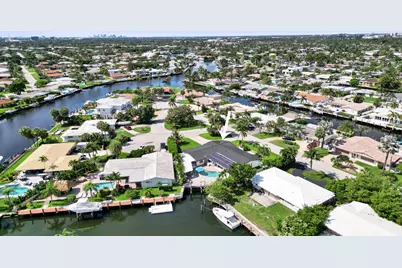 820 SE 6th Avenue, Pompano Beach, FL 33060 - Photo 1