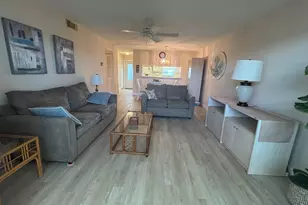 2950 SE Ocean Blvd, Stuart, FL 34996 - Photo 7