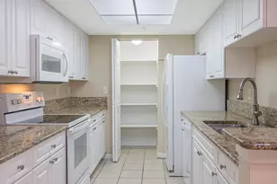 100 Crestwood Ct N, Royal Palm Beach, FL 33411 - Photo 11