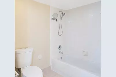 100 Crestwood Court N #109, Royal Palm Beach, FL 33411 - Photo 5