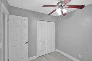 821 NW 103rd Ave, Pembroke Pines, FL 33026 - Photo 5