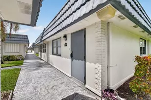 75 Waterford D, Delray Beach, FL 33446 - Photo 3
