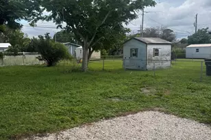 2801 Ave Q, Fort Pierce, FL 34947 - Photo 3