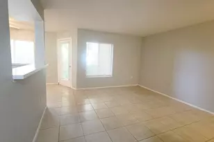 2667 NW 33rd St, Oakland Park, FL 33309 - Photo 9