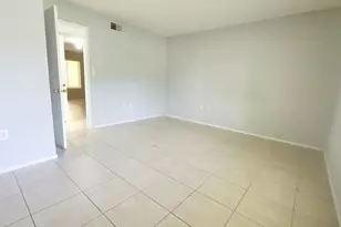2667 NW 33rd St, Oakland Park, FL 33309 - Photo 25