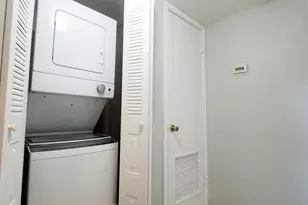 2667 NW 33rd St, Oakland Park, FL 33309 - Photo 27
