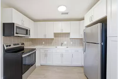 351 Wickline Boulevard, Lantana, FL 33462 - Photo 13