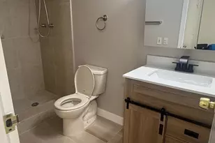 1805 E Sans Souci Blvd, North Miami, FL 33181 - Photo 9