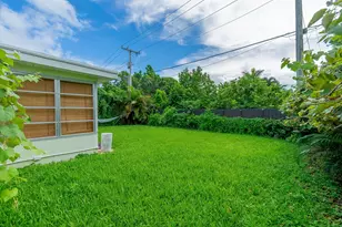 1318 Cardinal Ln, Lantana, FL 33462 - Photo 27