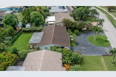 1318 Cardinal Lane, Lantana, FL 33462 - Photo 39