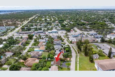 1318 Cardinal Lane, Lantana, FL 33462 - Photo 47