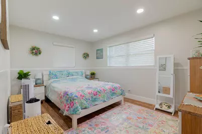 1318 Cardinal Lane, Lantana, FL 33462 - Photo 11