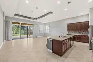 10661 SW Visconti Way, Port Saint Lucie, FL 34986 - Photo 7