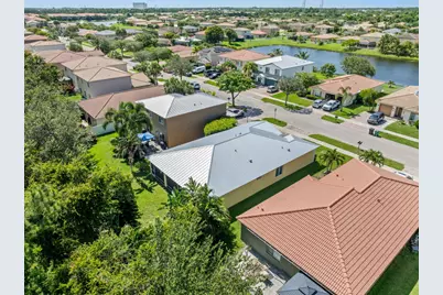1924 SW Jamesport Drive, Port Saint Lucie, FL 34953 - Photo 9