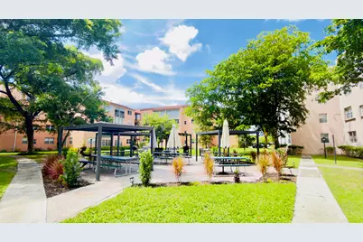 2801 Somerset Drive #201, Lauderdale Lakes, FL 33311 - Photo 49