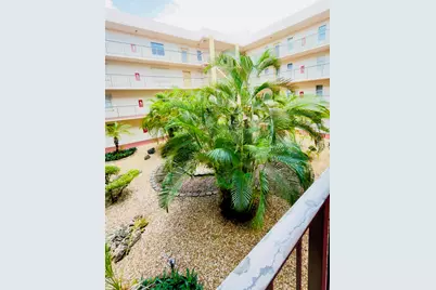 2801 Somerset Drive #201, Lauderdale Lakes, FL 33311 - Photo 7