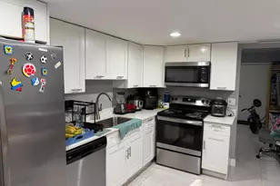 206 SW 1st St, Pompano Beach, FL 33060 - Photo 13