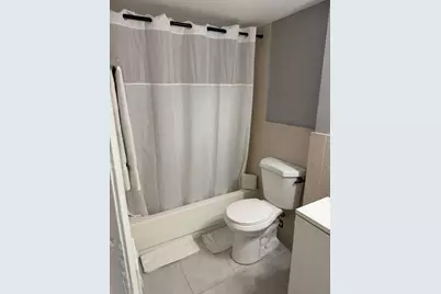 206 SW 1st Street #J-1, Pompano Beach, FL 33060 - Photo 7