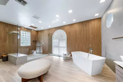 11 Castle Harbor Isle Drive, Fort Lauderdale, FL 33308 - Photo 15