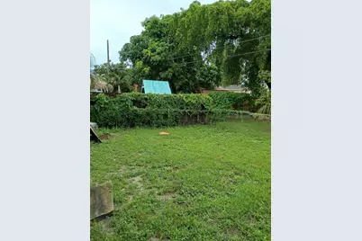 6851 SW 6th Street, Pembroke Pines, FL 33023 - Photo 3